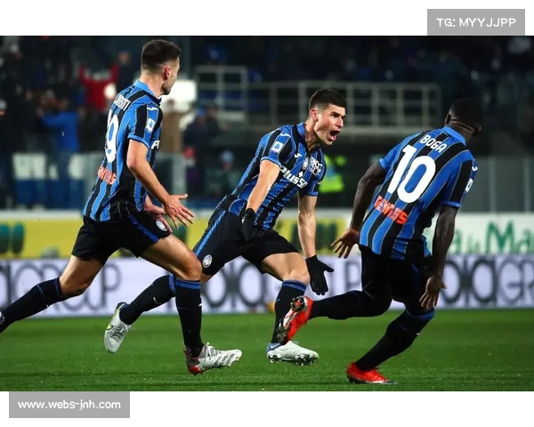 链式防守体系演化，亚特兰大三后卫阵型提升中场控制力